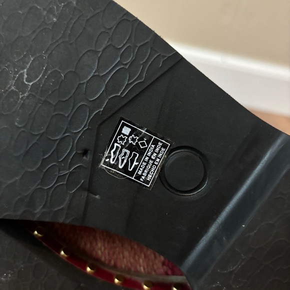 Free People Textile Atlas Chelsea Boot in Burgundy Red Kilim - Picture 11 of 13